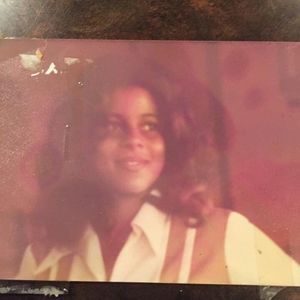 Meet your Posher, Yvette